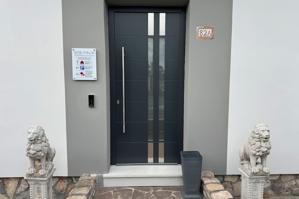 OTB ITALIA - Airport Rooms
