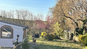 Property grounds - Cottage Apanu Guest House (Lazio)