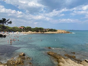 Beach - Casa vacanze spaziosa , perfetta per famiglie (OROSEI)