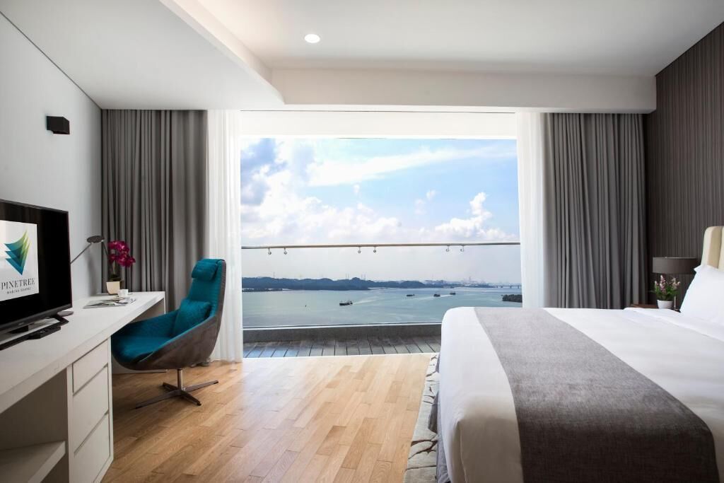 Premier-Apartment, 3 Schlafzimmer, Zimmerreinigung, eingeschränkter Meerblick