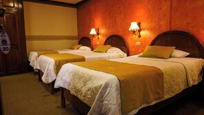5 Schlafzimmer, BĂŒgeleisen/BĂŒgelbrett, WLAN, BettwĂ€sche