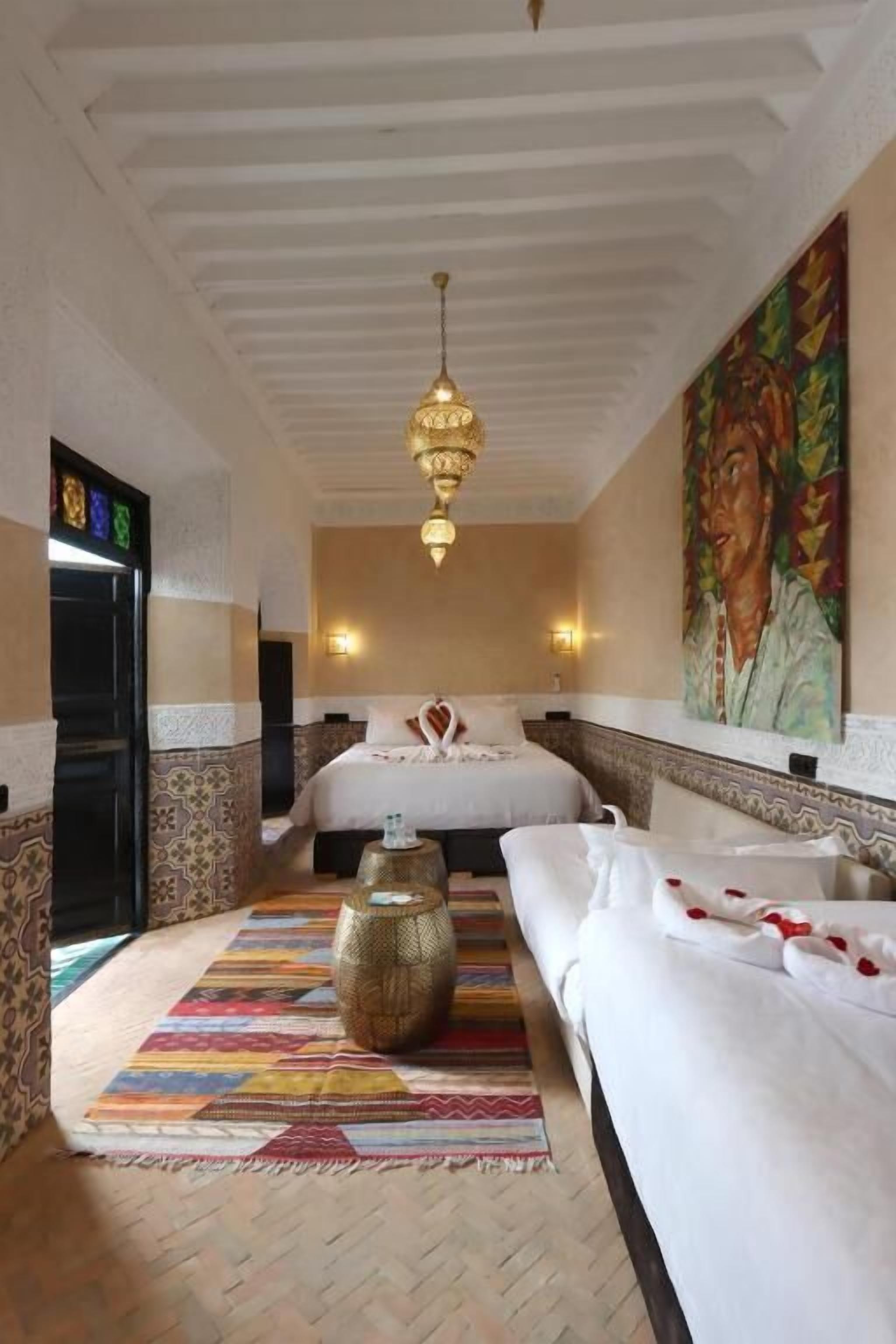 Comfort Suite, Patio, Pool View