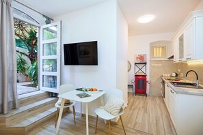 Studio (1 Bedroom) | Restauration dans la chambre