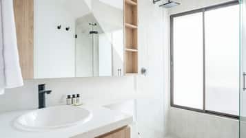 Grand Apartment | Bilik Mandi