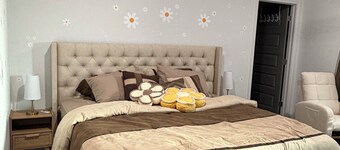 Modern 3BR | 7-Min Walk to Baylor Scott & White and free parking!