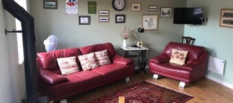Stylish cottage escape, a stroll from Morpeth town centre