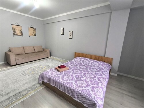 Modern apartment on the 11th floor with panoramic views of the city!