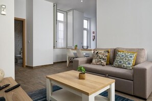 Apartment | Living area - Red Door Flat by Trip2Portugal (Figueira da Foz)
