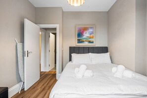 5 camere, ferro/asse da stiro, Wi-Fi