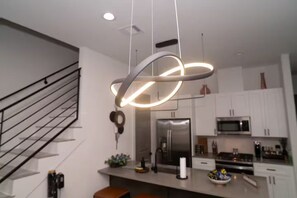 Private kitchen - 3BR near NRG, Dtown, Med Center, Museum District (Houston)