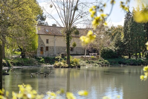 Gite avec piscine intérieure partagée 