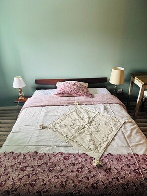 3 bedrooms, free WiFi, bed sheets - Gîte du Alchimiste on the Château de Dompierre estate (Dompierre-les-Églises)