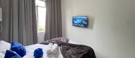 Iron/ironing board, free WiFi