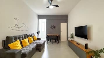 Televisión 32 pulgadas con canales de televisión digitales