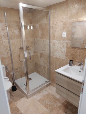 Bathroom - Studio Penvins-Sarzeau near the beach and the village (Sarzeau)