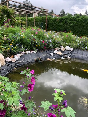 Property grounds - Apartment 'Isabelle' with Lake View, Shared Terrace and Wi-Fi (Presseggersee)