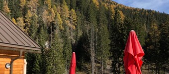 Apartment 'Isabelle Home' with Mountain View, Shared Garden and Wi-Fi