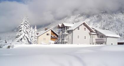 Apartment 'Isabelle - Kamille' with Lake View, Balcony and Wi-Fi