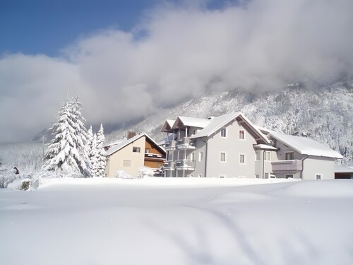 Apartment 'Isabelle - Kamille' with Lake View, Balcony and Wi-Fi