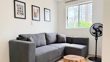 Apartment, 2 Bedrooms, Accessible, Balcony | Living area