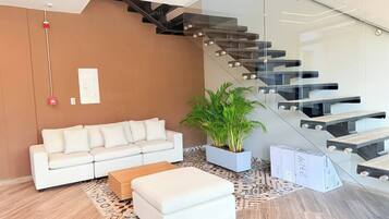 Apartment, 2 Bedrooms, Accessible, Balcony | Interior
