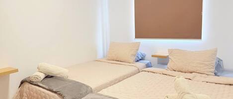 2 bedrooms