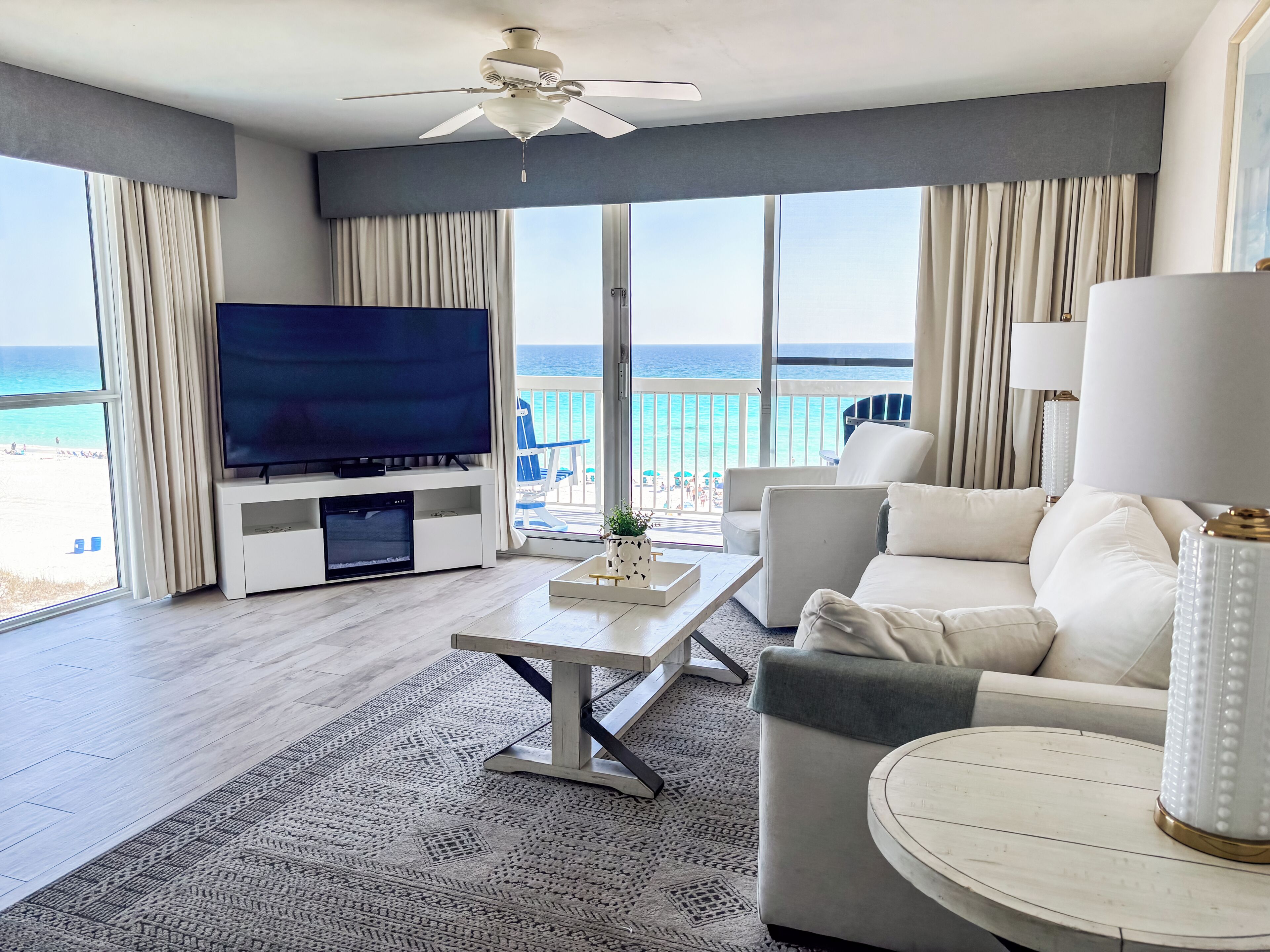 Smart TV, fireplace, books