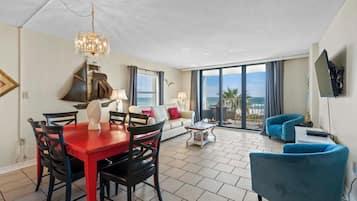 Condo, Multiple Beds (Sunswept 201) | Living area