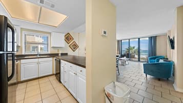 Condo, Multiple Beds (Sunswept 201) | Interior