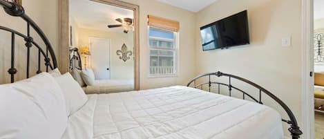 Condo, 2 Queen Beds (Sunrise Village 111)