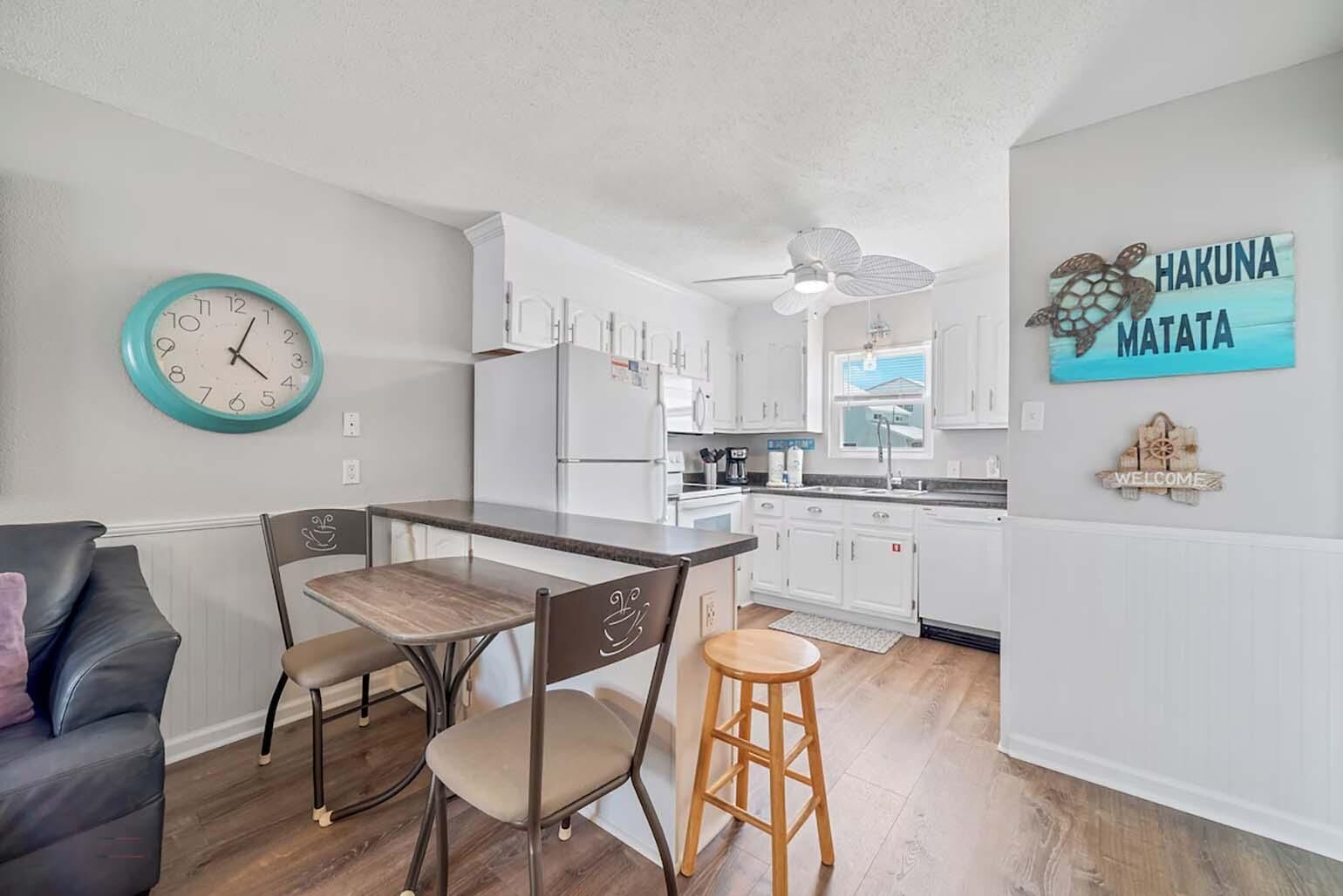 Condo, 2 Queen Beds (Sunrise Village 105) | Interior