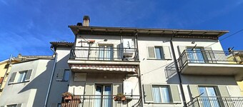 "Sara's Home Vetralla" Apartment with Balcony and Wi-Fi