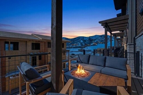 Lake and Lift Lodge at Gondola Crossing