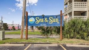 Condo, 2 Queen Beds (Sea and Sun Unit 6) | Property grounds - Sea and Sun Unit 6 (Gulf Shores)