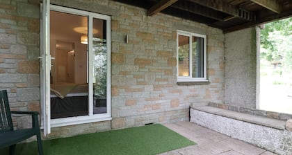 3-bedroom lodge in fantastic Honicombe Holiday Village with pool and fitness