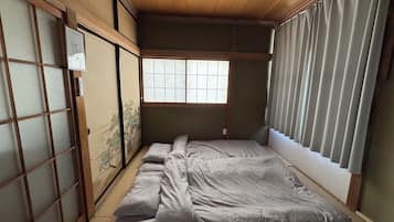 Family House, 4 Bedrooms, Non Smoking, City View