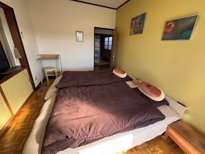 Family House, 4 Bedrooms, Non Smoking, City View - Daruma Home Takasaki HU2 (Takasaki)