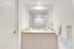 Shower, hair dryer, towels, shampoo - Breathtaking Views | Modern 2BR by Ocean (Hollywood)