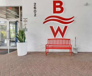 Interior - Beach Days & Breezes | Balcony Studio (Hallandale Beach)