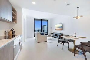 Interior - City Views Stylish Apartment - 1BR (Miami)