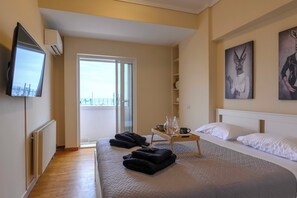 1 bedroom, desk, iron/ironing board, free WiFi