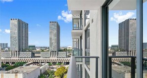 Property grounds - Sleek Miami Stay | Stylish 1BR w/ Pool (Miami)