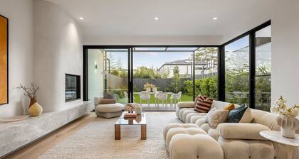 Charming 2-bedroom villa with AC in marvelous Pardes Hanna-Karkur