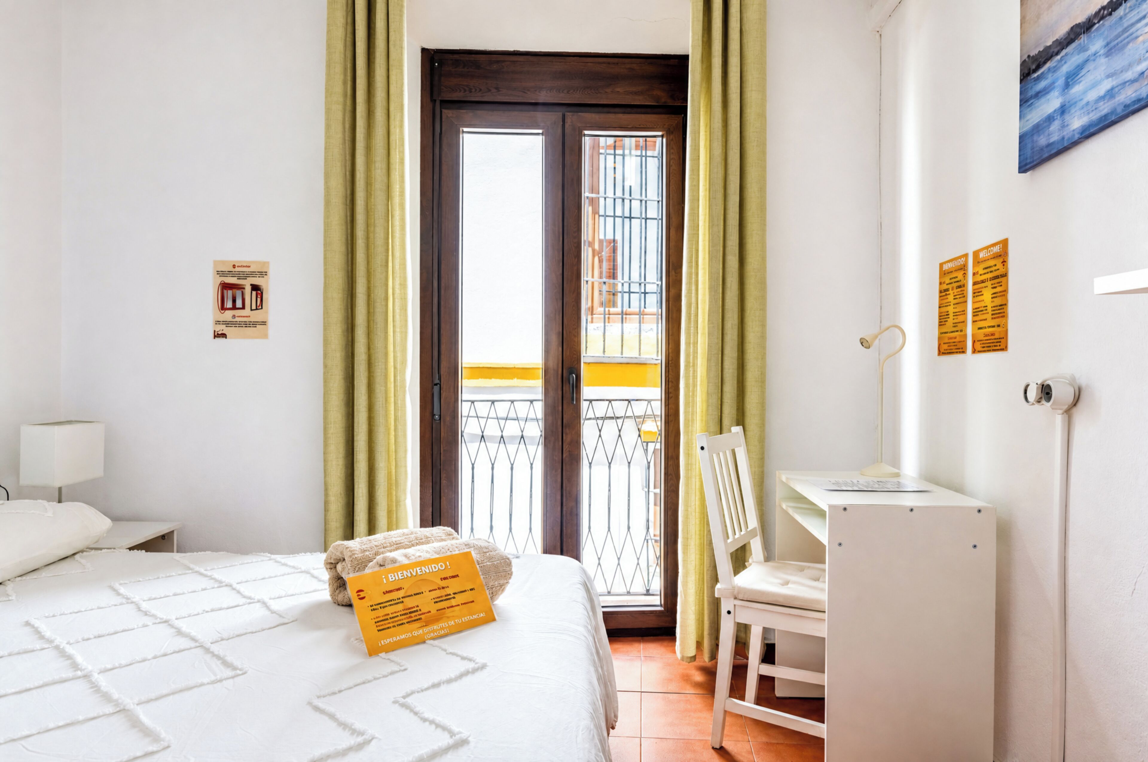 1 habitación, tabla de planchar con plancha, wifi y ropa de cama 