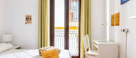 1 habitación, tabla de planchar con plancha, wifi y ropa de cama