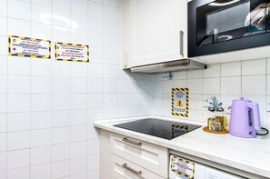 Private kitchen - 2. Room with private bathroom in the center (Sevilla)