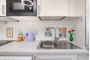 Private kitchen - 2. Room with private bathroom in the center (Sevilla)
