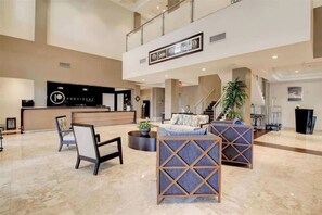 Lobby - 1BR Stylish Apt w/ Private Balcony + Amenities (Doral)