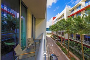 Property grounds - The Best Stay| Hot Tub & Pool|Hollywood Beach+ Gym (Hollywood)