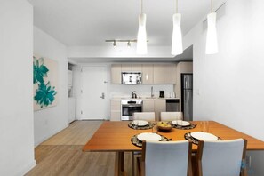 Dining - Beachside Stay | Infinite View | Balcony | Miami (Hallandale Beach)